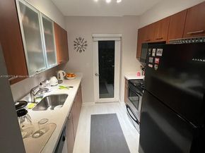 650 NE 64th St G508, Miami FL 33138
