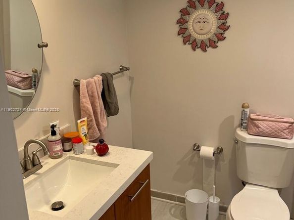 650 NE 64th St G508, Miami FL 33138