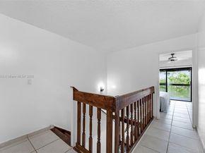 10003 NW 9th St Cir 817, Miami FL 33172