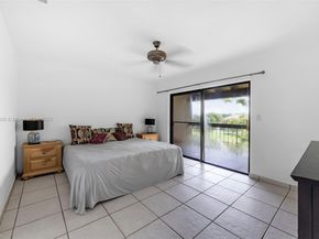 10003 NW 9th St Cir 817, Miami FL 33172