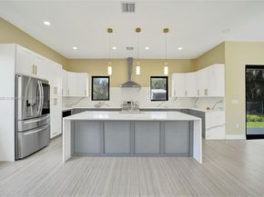 12061 NW 26th St, Plantation FL 33323