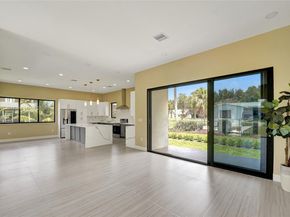 12061 NW 26th St, Plantation FL 33323