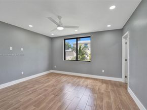 12061 NW 26th St, Plantation FL 33323