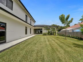 12061 NW 26th St, Plantation FL 33323