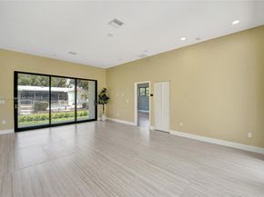 12061 NW 26th St, Plantation FL 33323