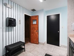 400 Leslie Dr 319, Hallandale Beach FL 33009