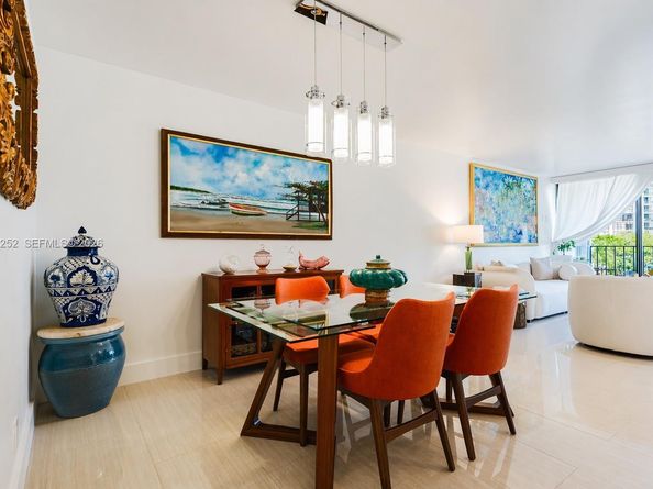 400 Leslie Dr 319, Hallandale Beach FL 33009