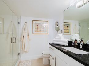 400 Leslie Dr 319, Hallandale Beach FL 33009