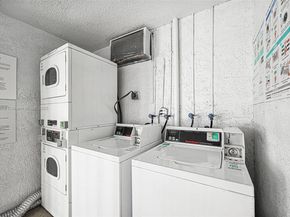 1418 Collins Ave 302, Miami Beach FL 33139