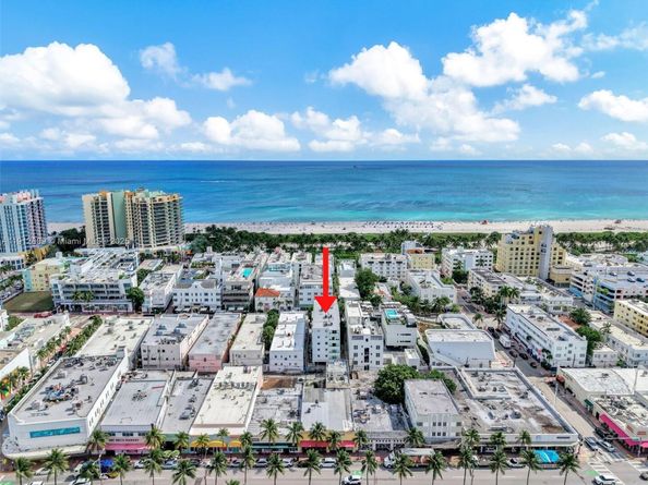 1418 Collins Ave 302, Miami Beach FL 33139
