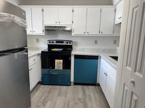 13404 SW 62nd St 101L, Miami FL 33183