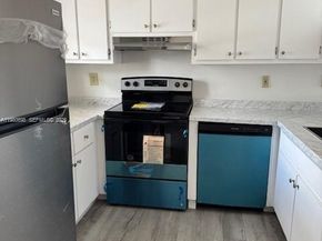 13404 SW 62nd St 101L, Miami FL 33183