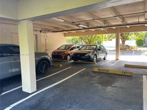 300 NE 14th Ave 303, Hallandale Beach FL 33009