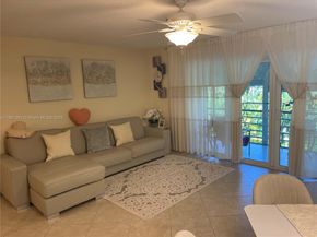 300 NE 14th Ave 303, Hallandale Beach FL 33009