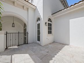 827 SE 2nd Ct, Fort Lauderdale FL 33301