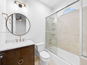 827 SE 2nd Ct, Fort Lauderdale FL 33301