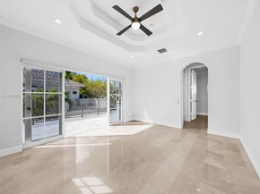 827 SE 2nd Ct, Fort Lauderdale FL 33301