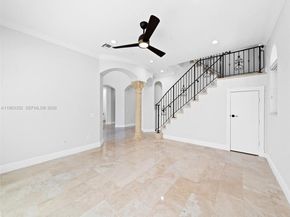 827 SE 2nd Ct, Fort Lauderdale FL 33301