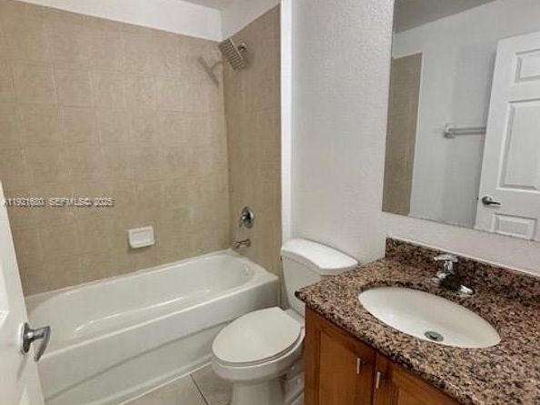 1972 NE 5th St 1972, Boynton Beach FL 33435