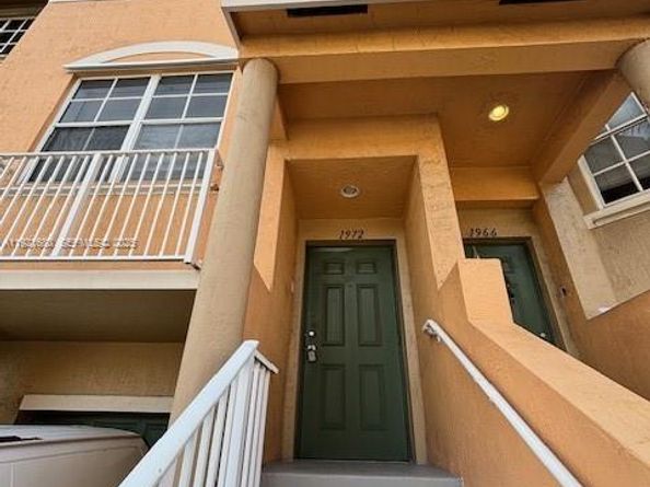 1972 NE 5th St 1972, Boynton Beach FL 33435