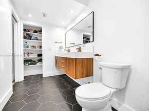 3501 Keyser Ave 43, Hollywood FL 33021