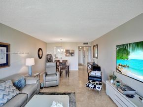 7431 NW 1st St 407, Margate FL 33063
