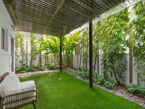 1024 Lenox Ave 4, Miami Beach FL 33139