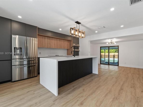 1516 SW 30th Terrace, Fort Lauderdale FL 33312