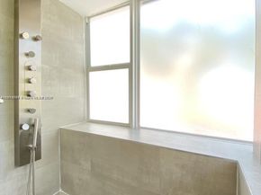 1890 Brickell Ave 4, Miami FL 33129