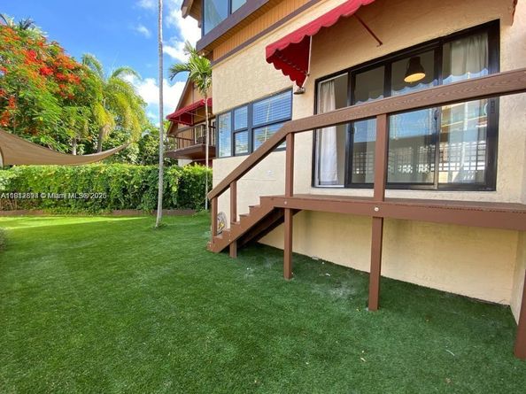 1890 Brickell Ave 4, Miami FL 33129