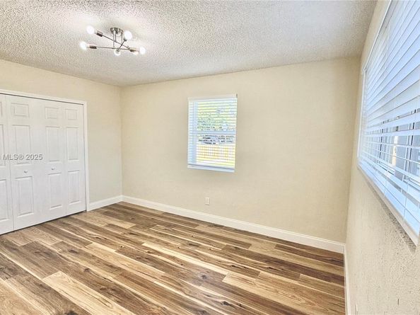 124 Harvard Rd, West Park FL 33023