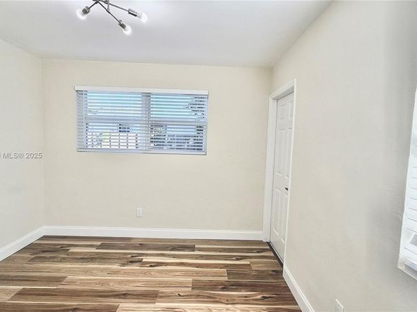 124 Harvard Rd, West Park FL 33023