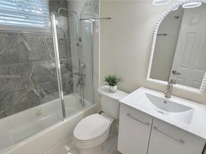 124 Harvard Rd, West Park FL 33023