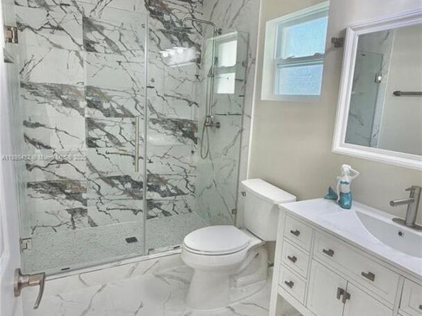 124 Harvard Rd, West Park FL 33023