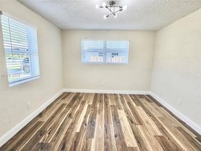 124 Harvard Rd, West Park FL 33023