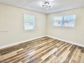124 Harvard Rd, West Park FL 33023