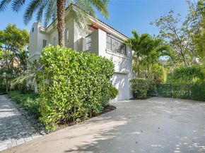 722 Navarre Ave, Coral Gables FL 33134