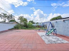 1840 NW 33rd Ter, Lauderhill FL 33311