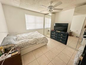 9731 SW 13th St, Pembroke Pines FL 33025