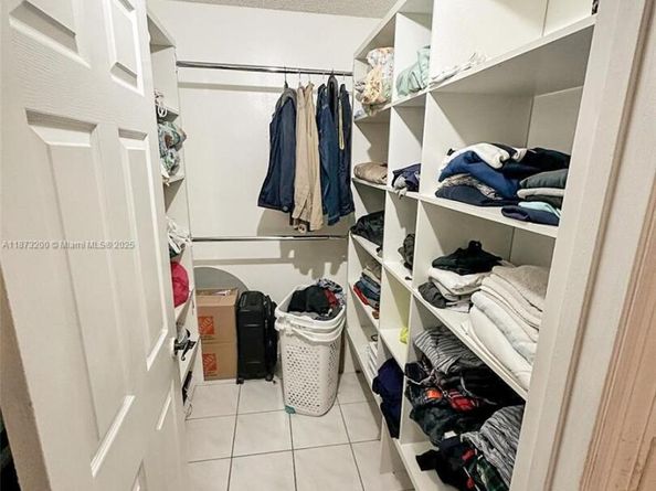 9731 SW 13th St, Pembroke Pines FL 33025