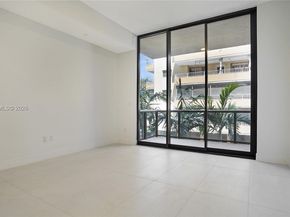 3034 Oak Ave TH2, Miami FL 33133