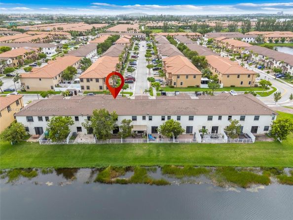 3371 W 94th Ter, Hialeah FL 33018