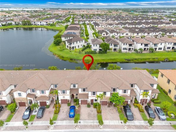 3371 W 94th Ter, Hialeah FL 33018
