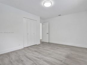 470 Petersburg Ter, Plantation FL 33325