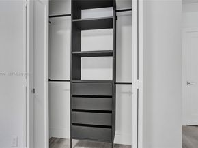 470 Petersburg Ter, Plantation FL 33325