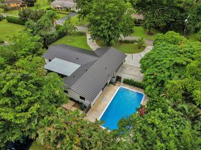 470 Petersburg Ter, Plantation FL 33325