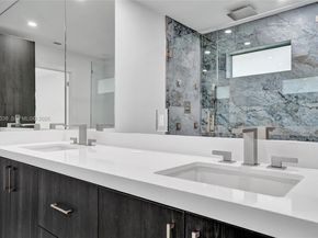 470 Petersburg Ter, Plantation FL 33325