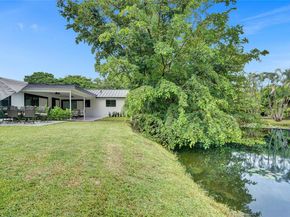 470 Petersburg Ter, Plantation FL 33325