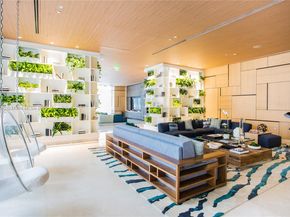 45 SW 9th St 3803, Miami FL 33130
