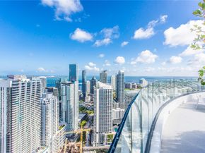 45 SW 9th St 3803, Miami FL 33130